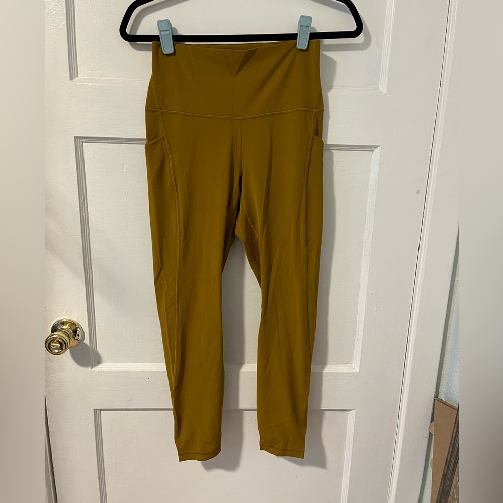 Lululemon Women's Align Leggings with Pockets sz 8